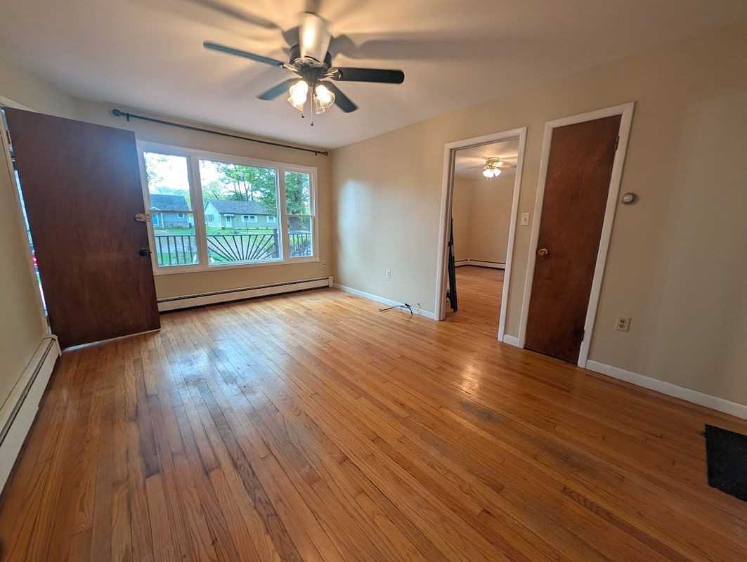 15 N Riverview Ave ##1 - Photo 5 of 12