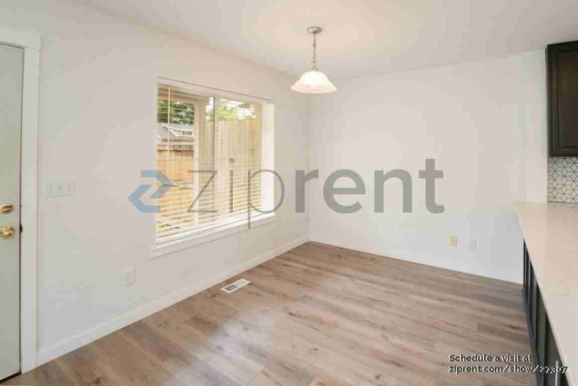 17860 155th Pl Se - Photo 5 of 23