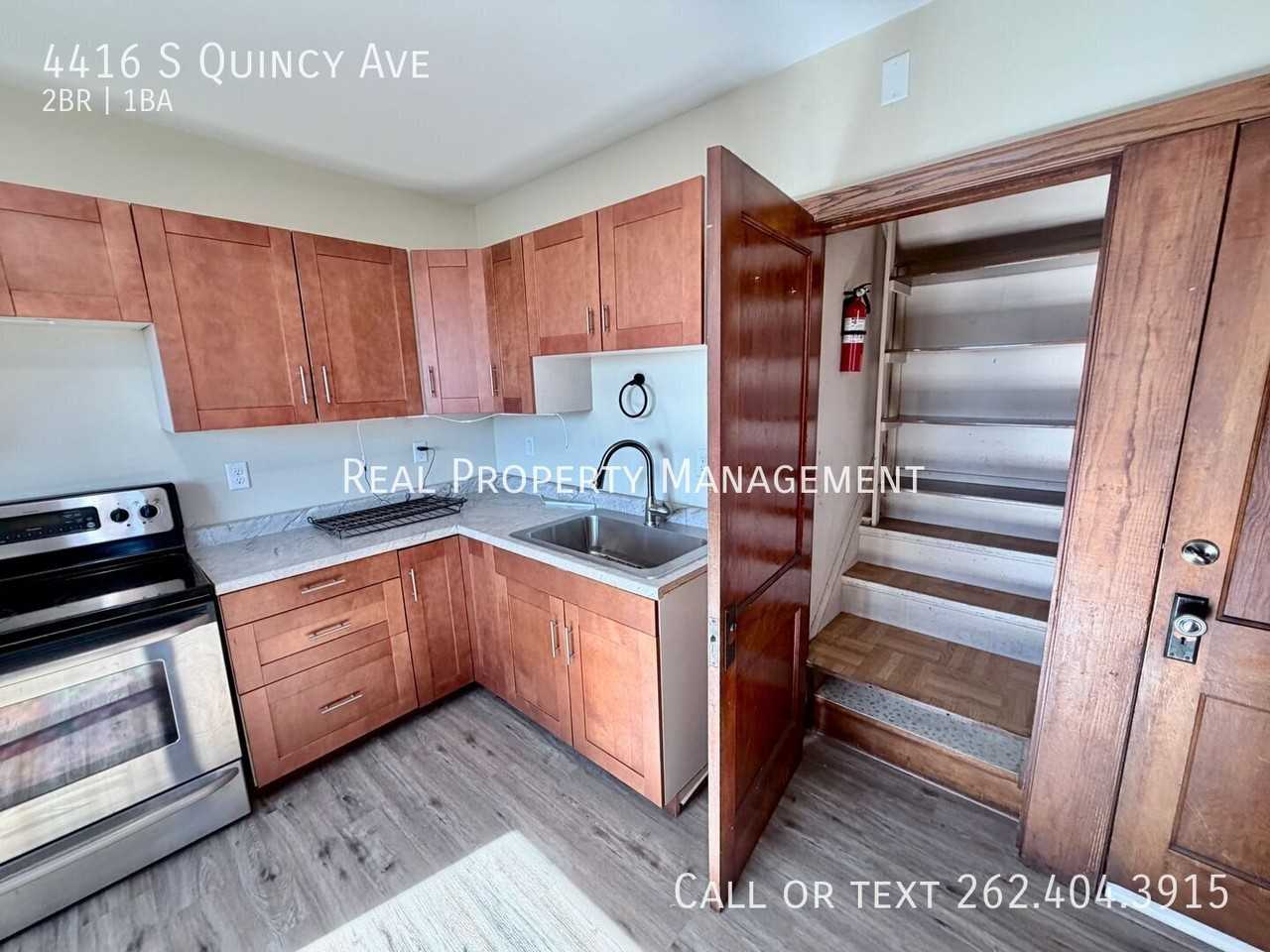 4416 S Quincy Ave - Photo 6 of 14