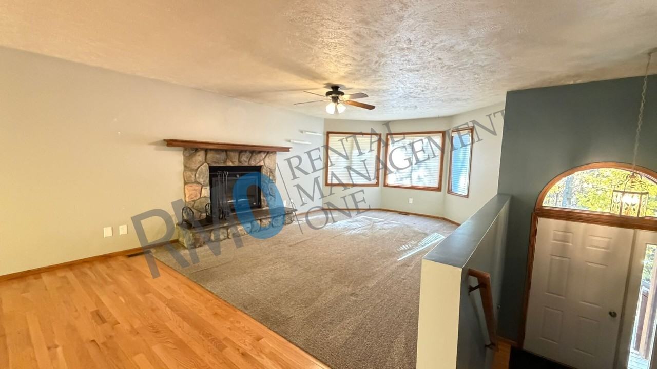 2303 Black Forest Ln - Photo 4 of 30