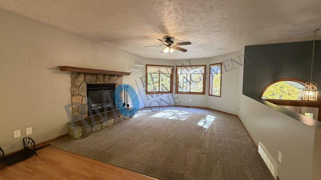 2303 Black Forest Ln - Photo 6 of 30