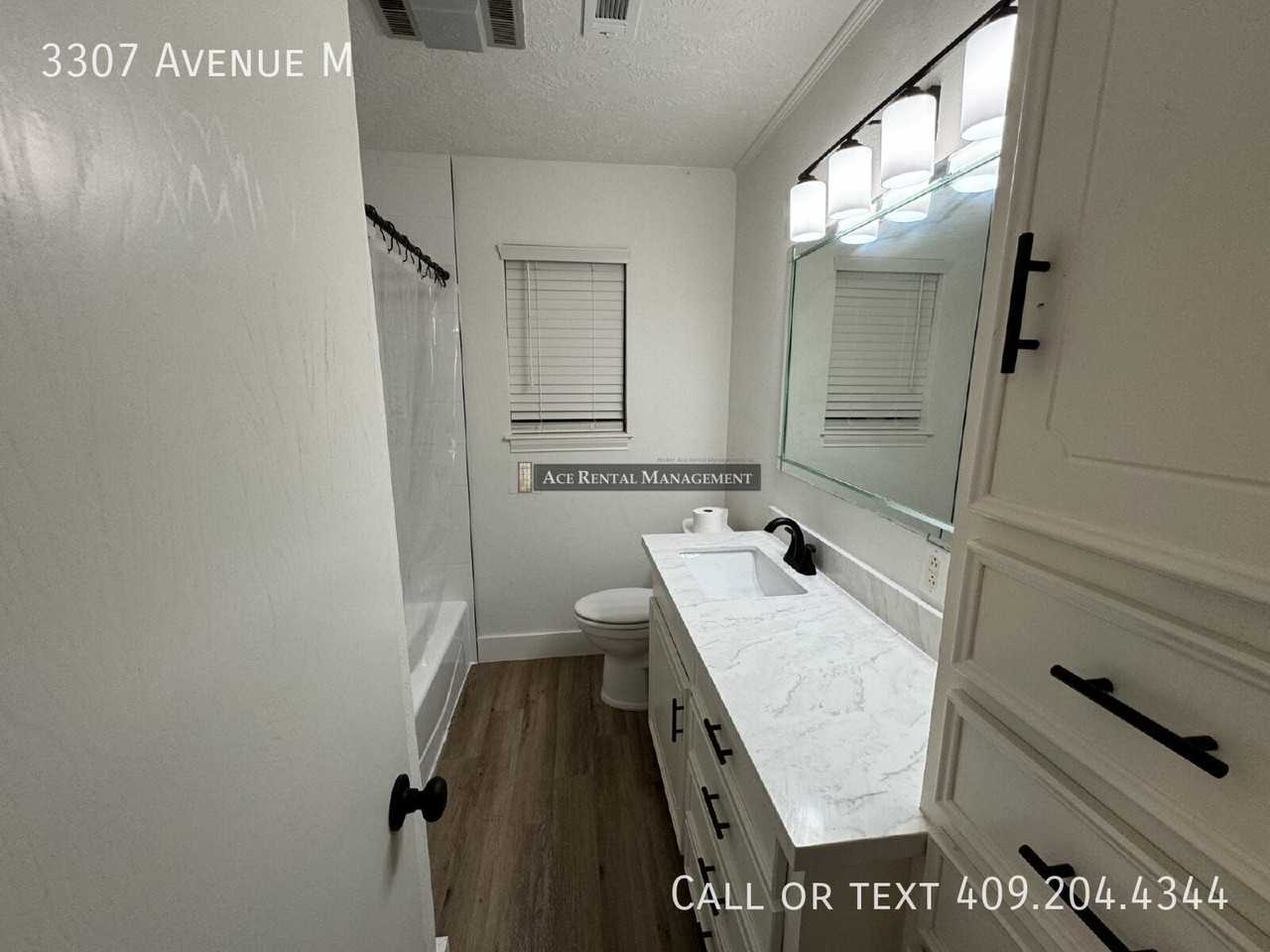 3307 Avenue M - Photo 4 of 7