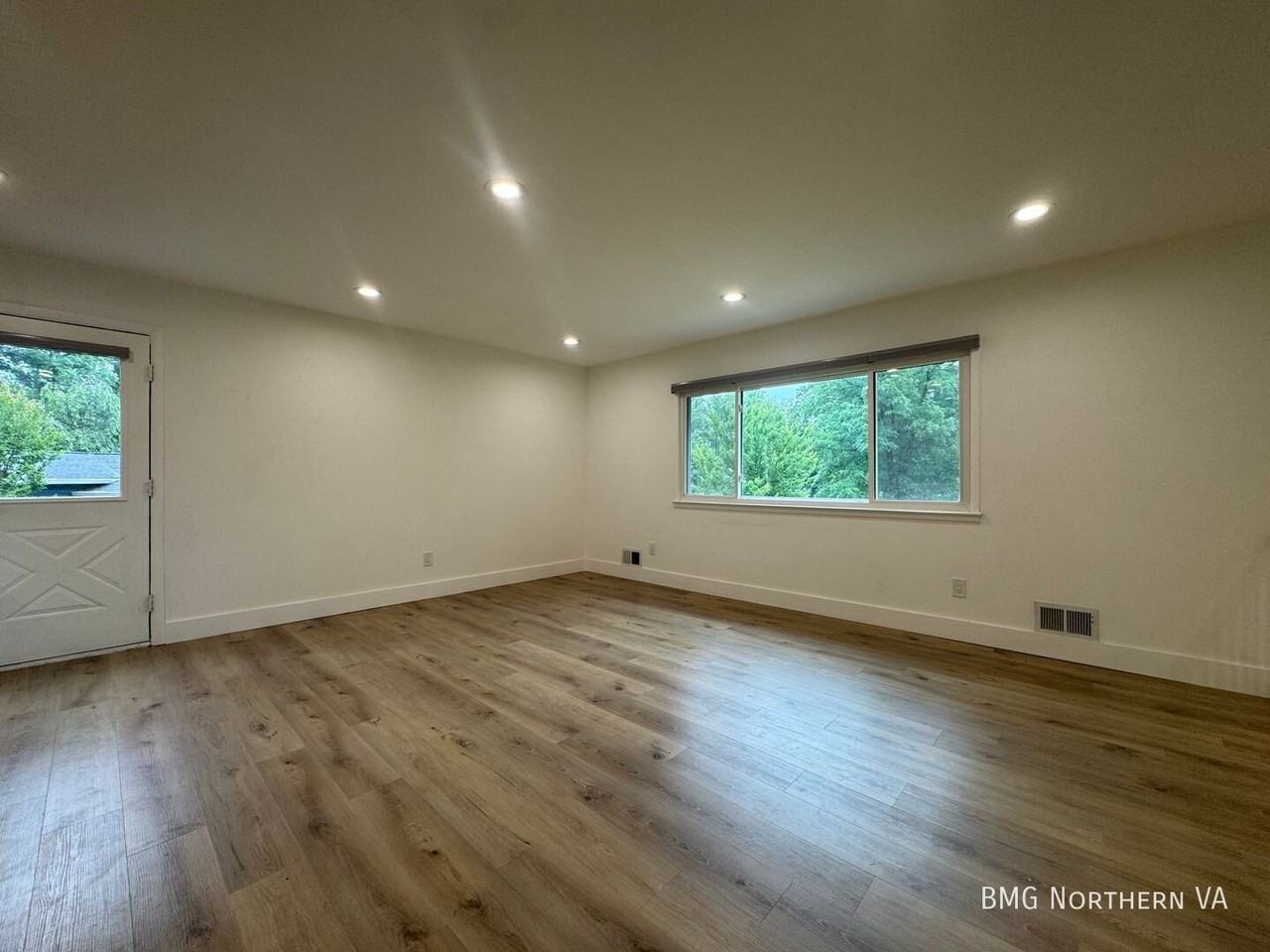 6518 Rivington Rd - Photo 2 of 49