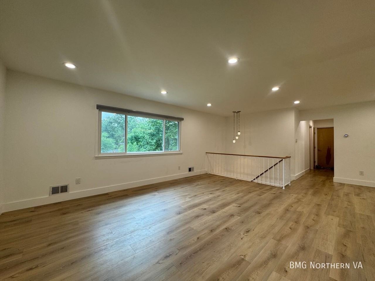 6518 Rivington Rd - Photo 3 of 49