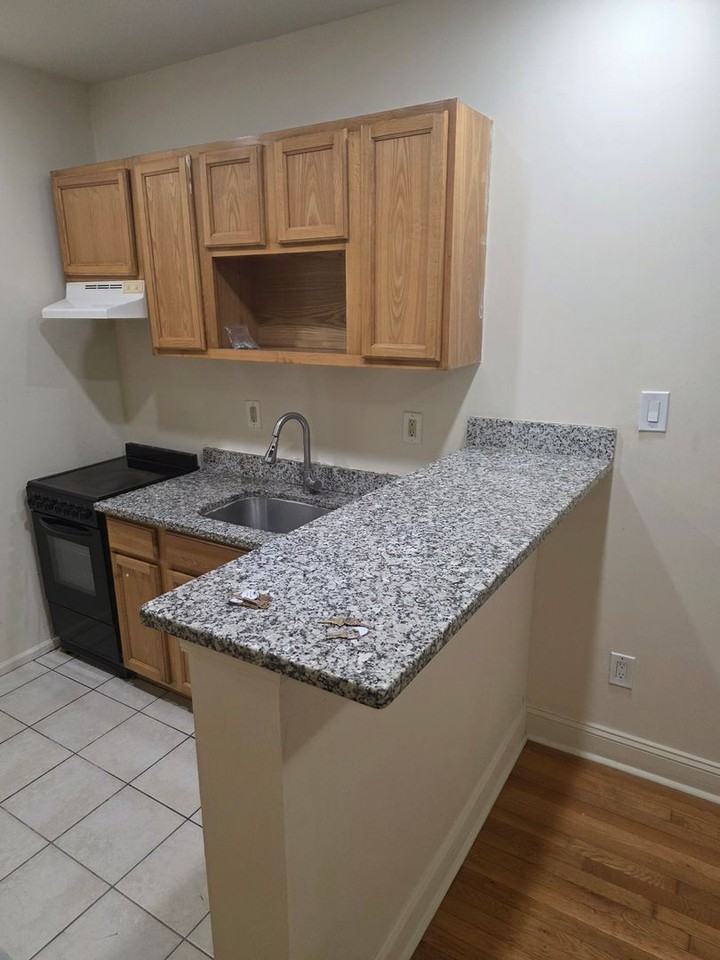 1234 Rising Sun Ave #B - Photo 7 of 28