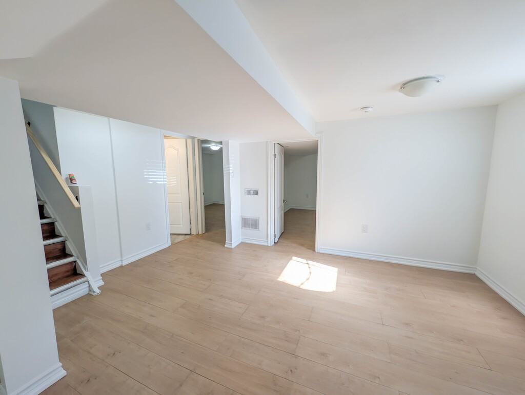 256 Pelham Rd - Photo 2 of 18