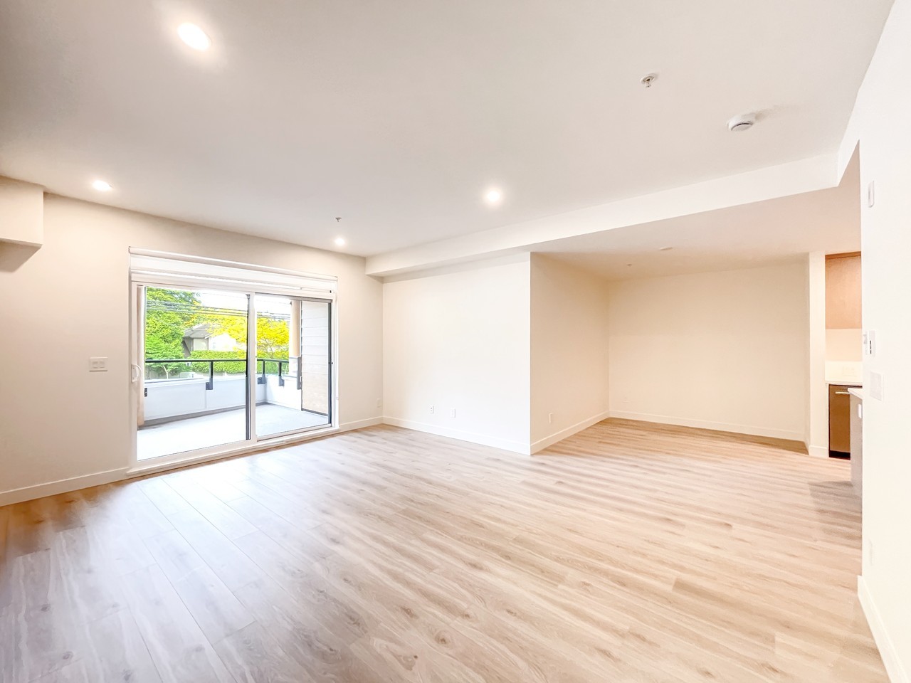2620 152 Street #218 - Photo 4 of 12
