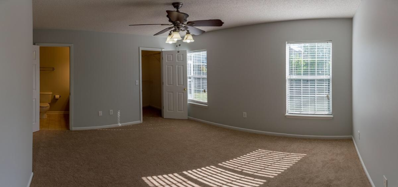 101 Creek Bend Dr - Photo 5 of 10