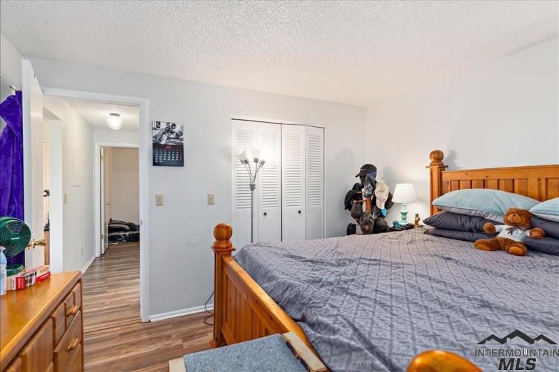 2656 N Siesta Ln - Photo 4 of 10