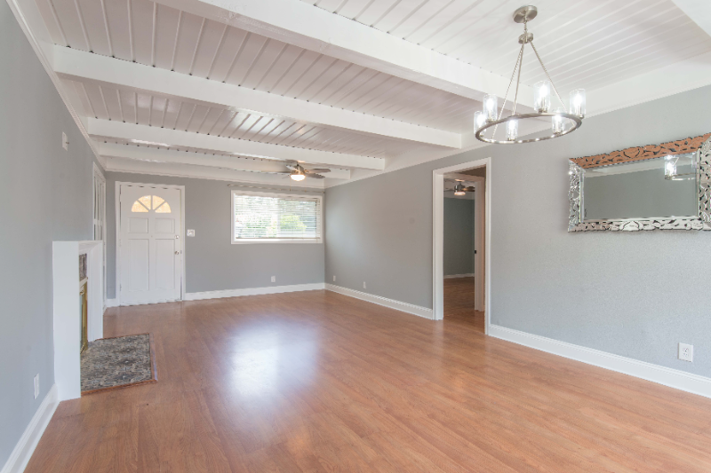 2209 Byron Rd - Photo 6 of 15