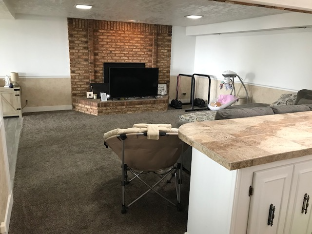 1561 Ne - Photo 4 of 15