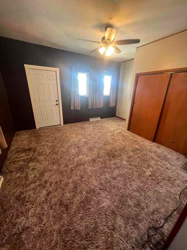 913 Virginia St - Photo 4 of 7