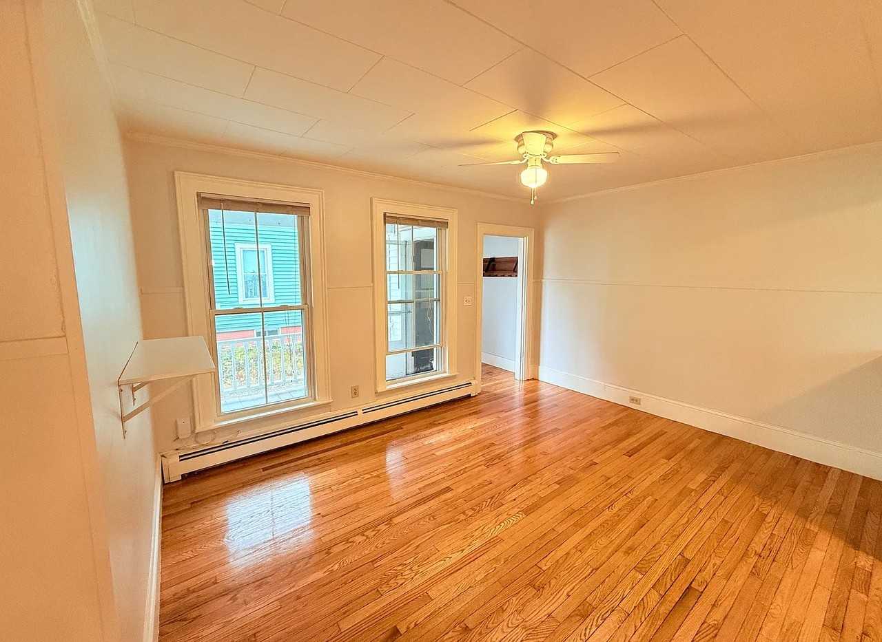 10 Maple St #3 - Photo 6 of 12