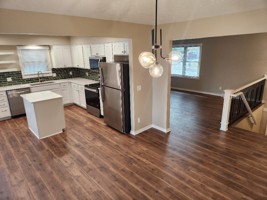 featured image of 13930 Walnut Cir