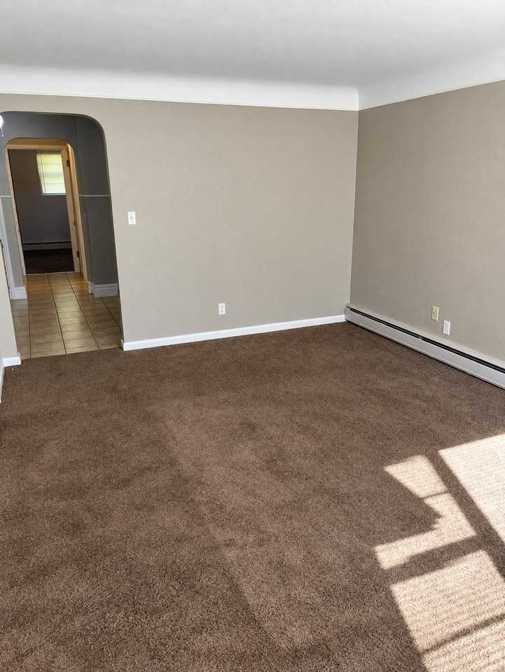 4786 Clevesdale Dr #4 - Photo 2 of 10