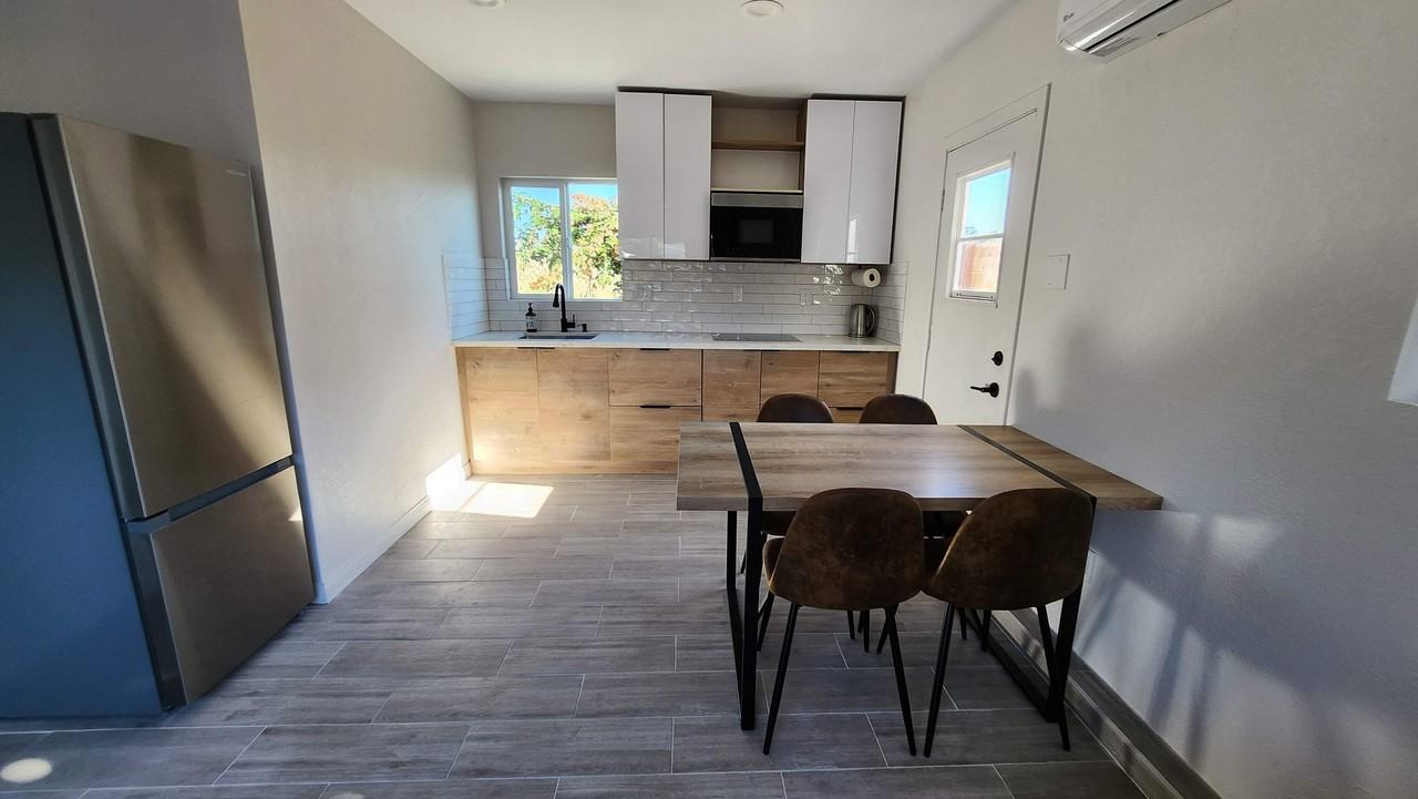 1178 Hackamore Rd #2 - Photo 3 of 11