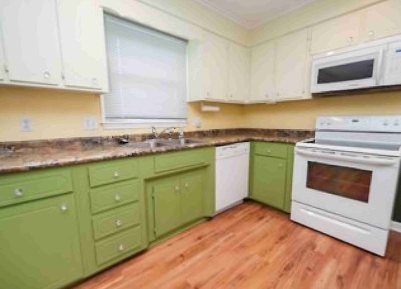 117 Woodcreek Dr - Photo 3 of 20