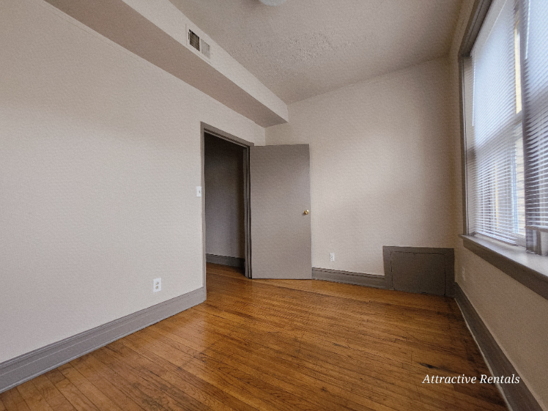 1160 S Mason Ave #312 - Photo 7 of 9