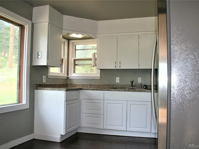 63 Fitzsimmons Rd - Photo 5 of 8