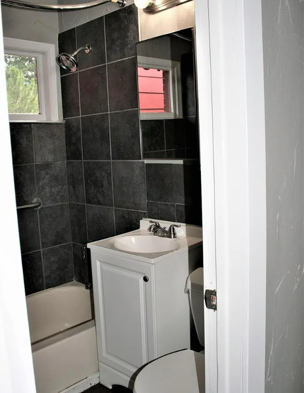 63 Fitzsimmons Rd - Photo 7 of 8