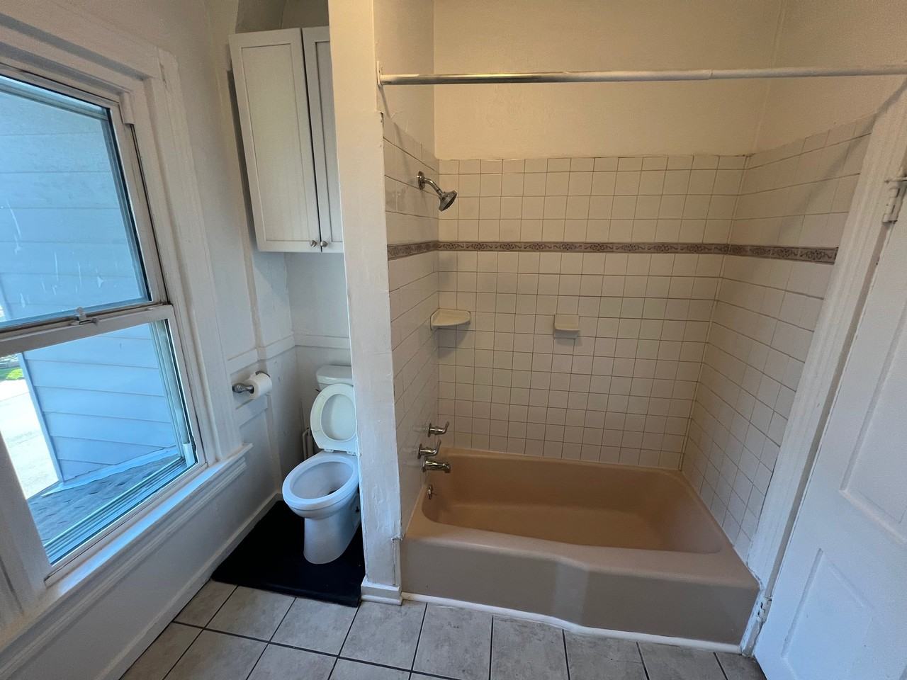 306 1st St Ne - Photo 3 of 7