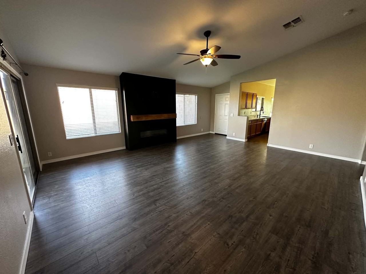 22018 N 32nd Ave - Photo 5 of 22