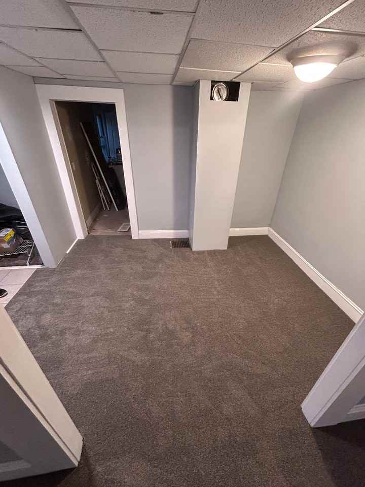 285/287 S Union St #287 - Photo 2 of 3