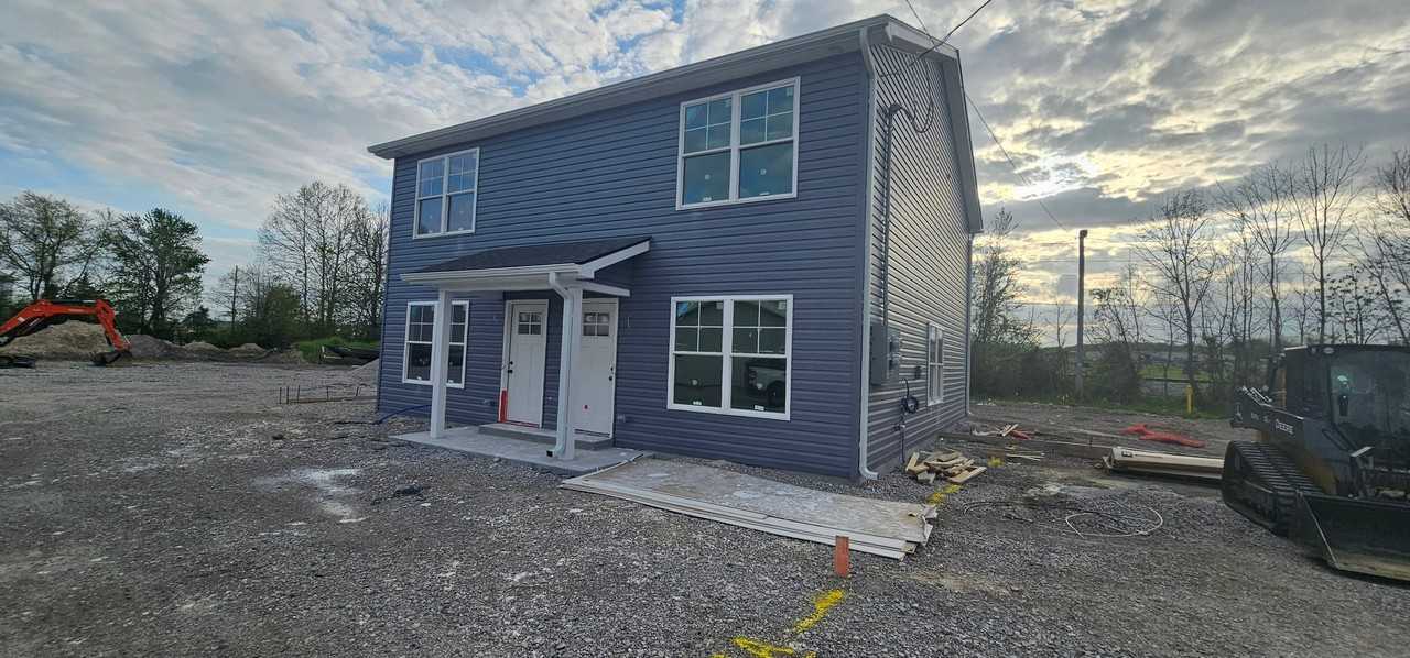 928 S Main St #1