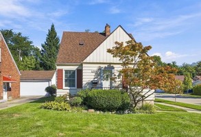 featured image of 23800 Buckingham St