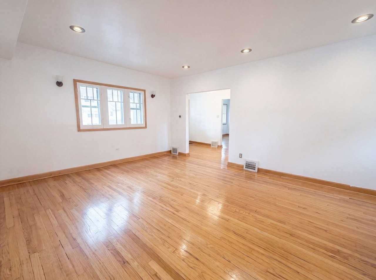 619 N 4th Ave - Photo 3 of 15