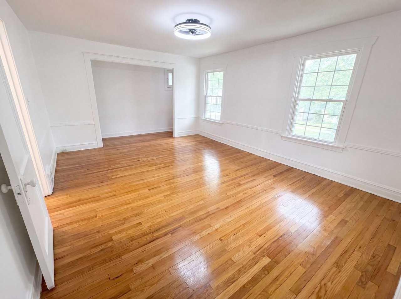 619 N 4th Ave - Photo 4 of 15