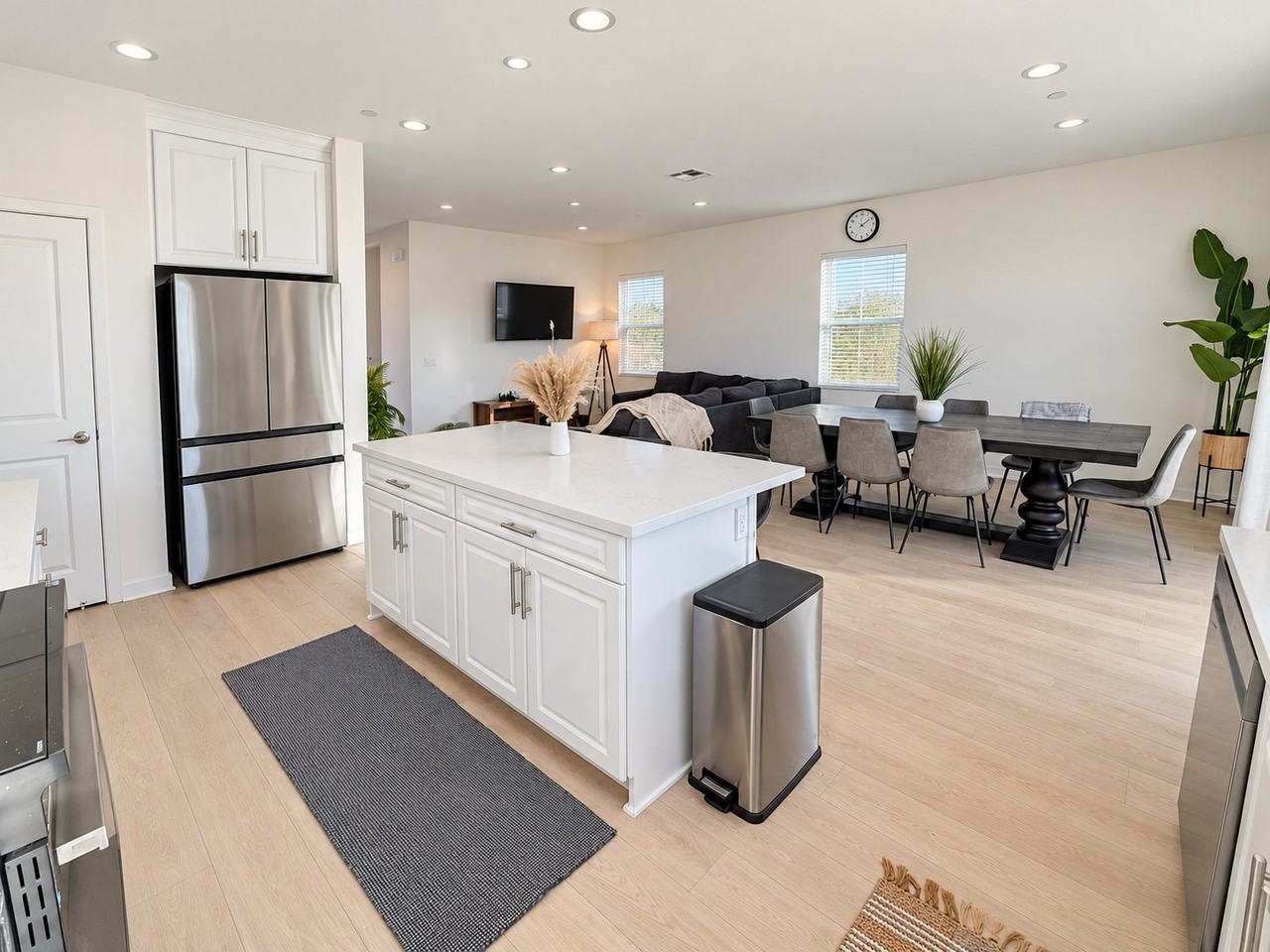 727 Kingbird Loop - Photo 4 of 8