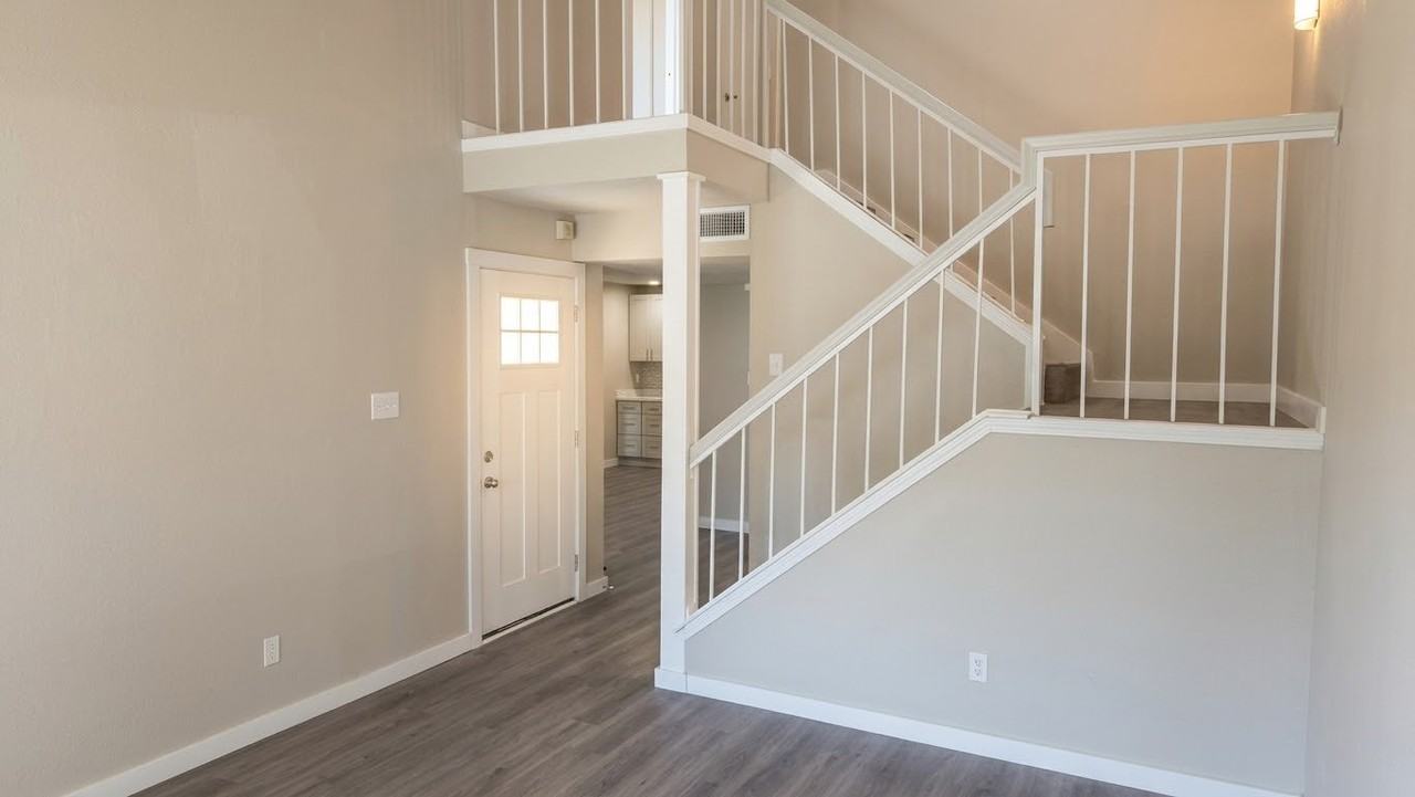 10363 Brockton Dr - Photo 6 of 14