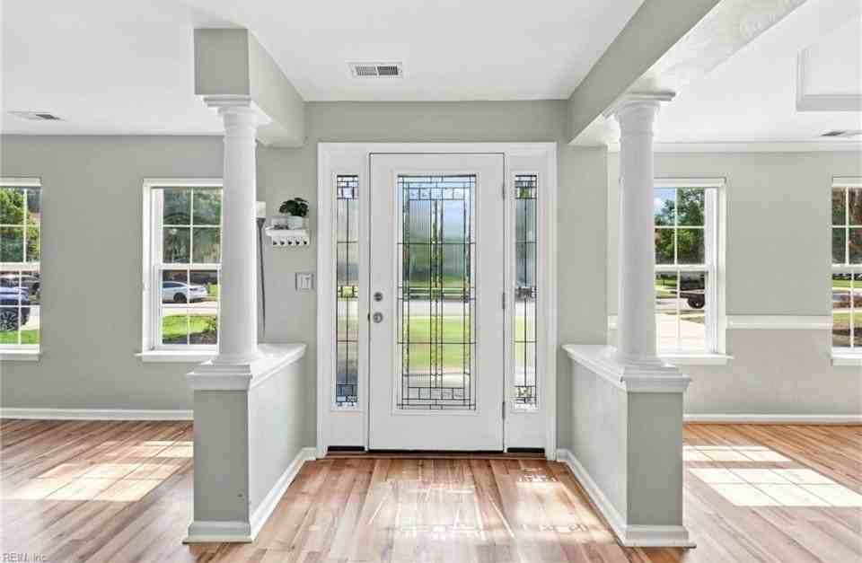 127 Baker Farm Dr - Photo 4 of 20