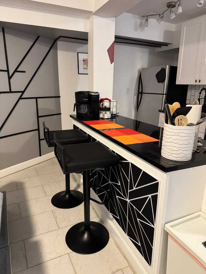 277 Harrison Ave - Photo 6 of 19