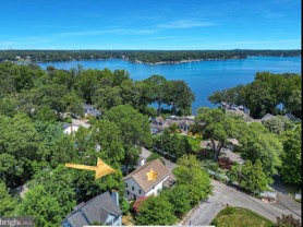 764 N Riverside Dr - Photo 1 of 1