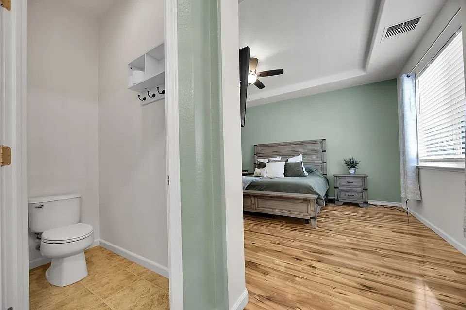11867 Larisa Way - Photo 3 of 20