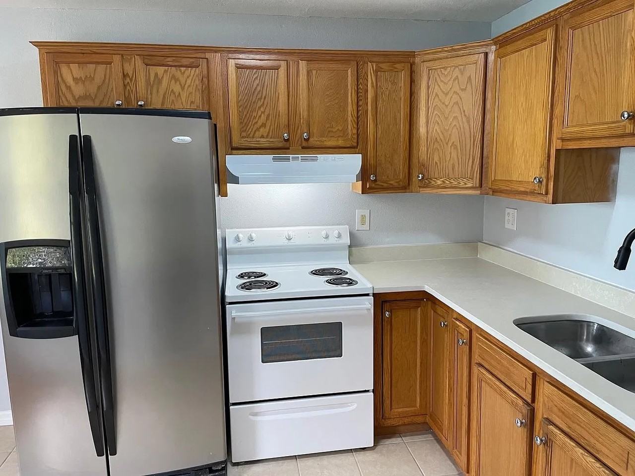 2515 Doby St - Photo 5 of 19