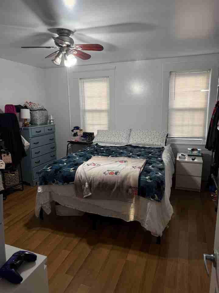 22 Manning St #1 - Photo 4 of 6