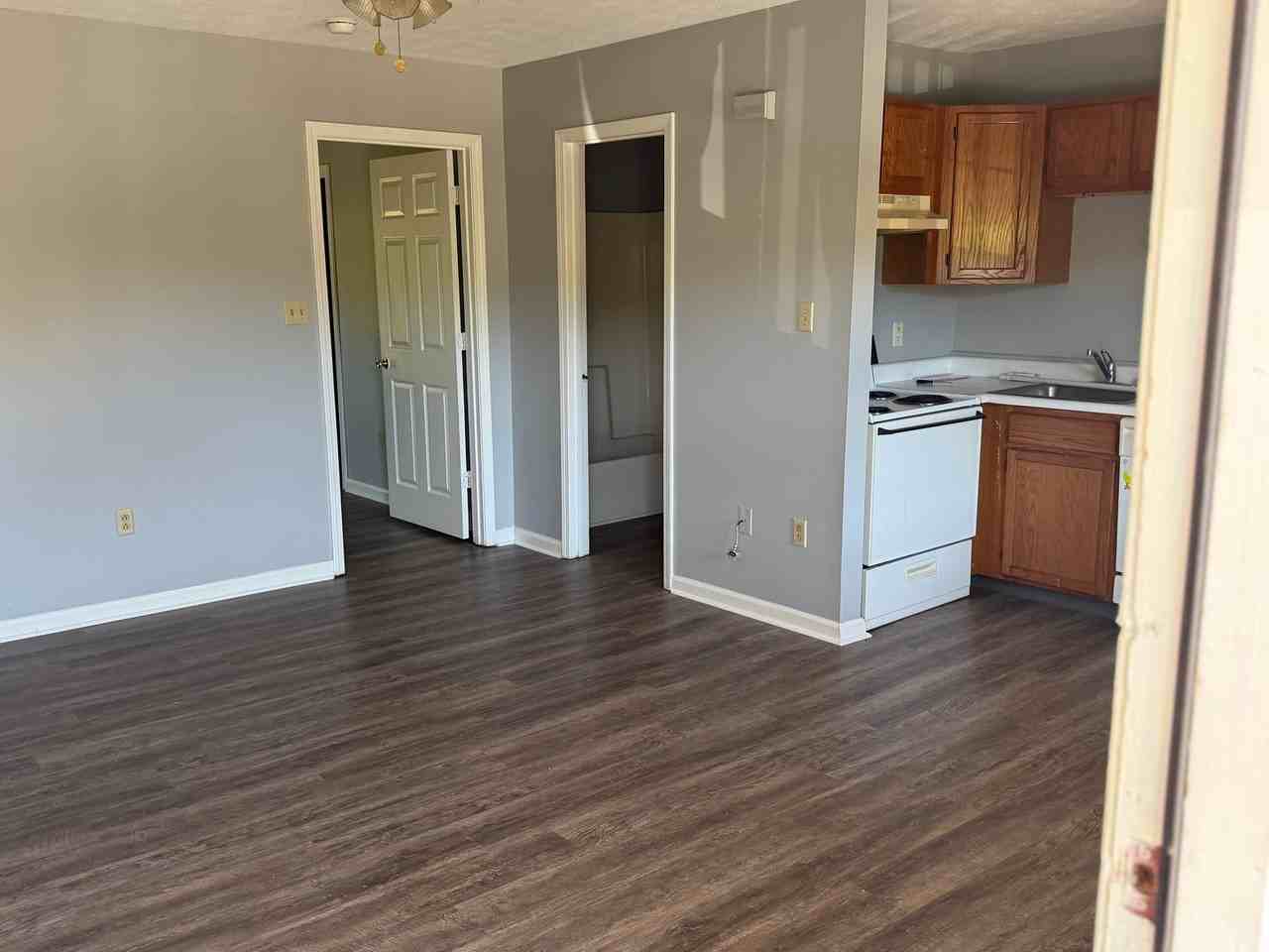 124 Manna Dr #1 - Photo 2 of 12