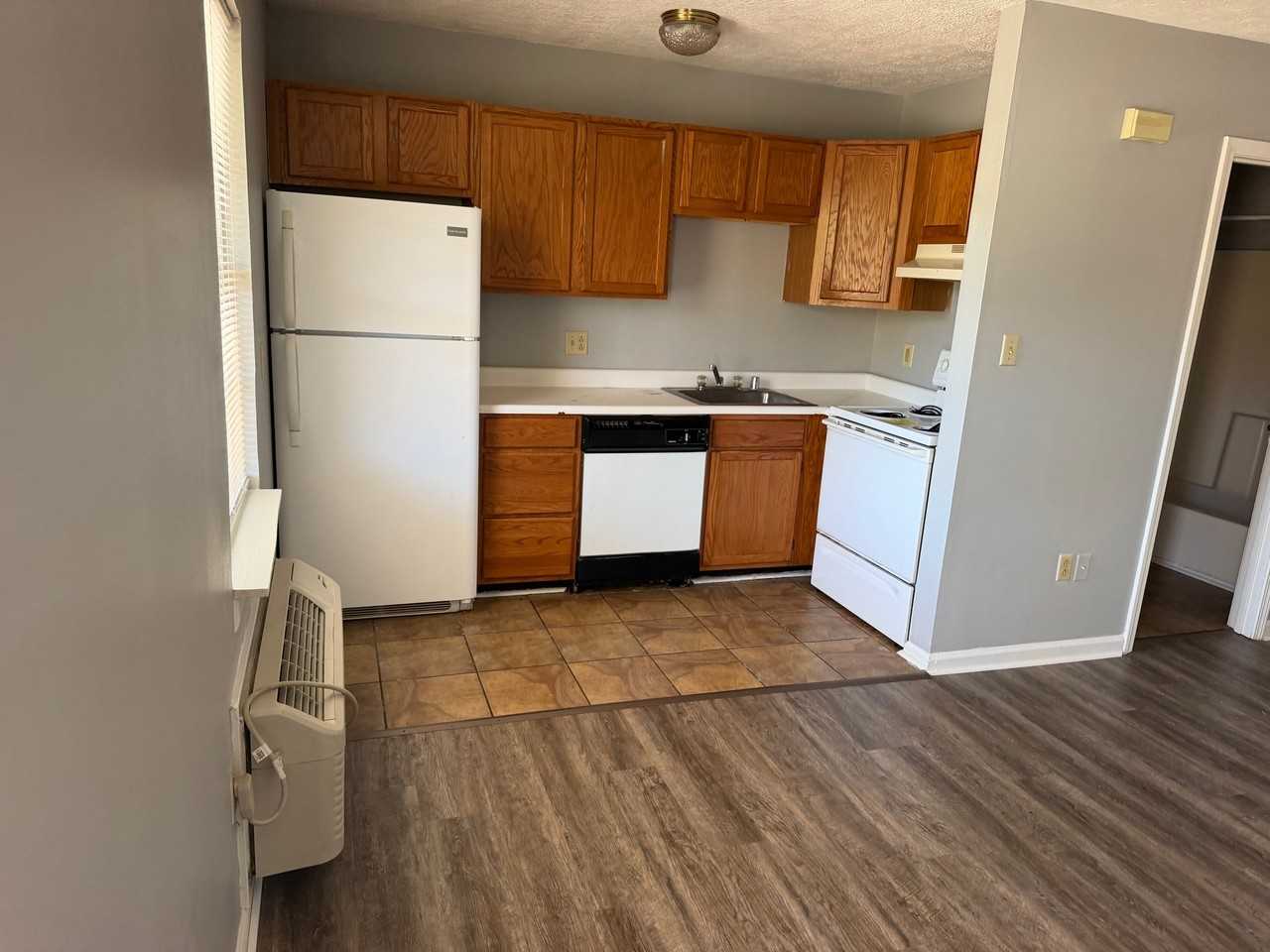 124 Manna Dr #1 - Photo 5 of 12