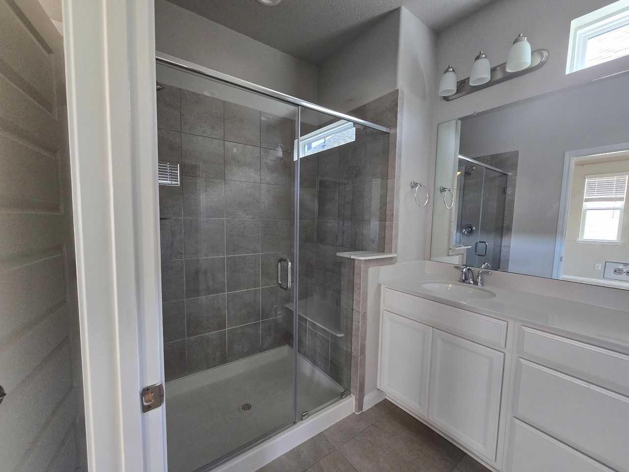 9812 Rugged Oaks Dr - Photo 7 of 14