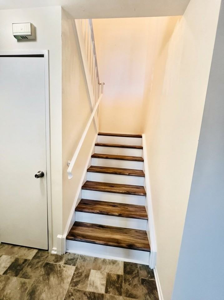 10340 Ridgeline Dr - Photo 4 of 15