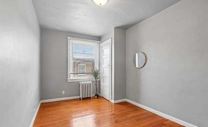 7046 Clover Ln - Photo 6 of 20