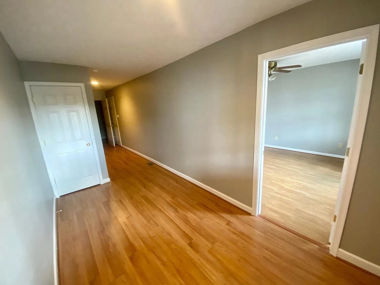 1061 Blue Ridge Dr - Photo 4 of 17
