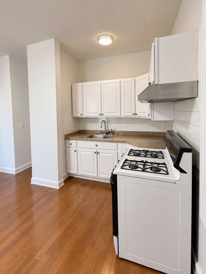 6015 Jefferson St #1FL - Photo 7 of 9