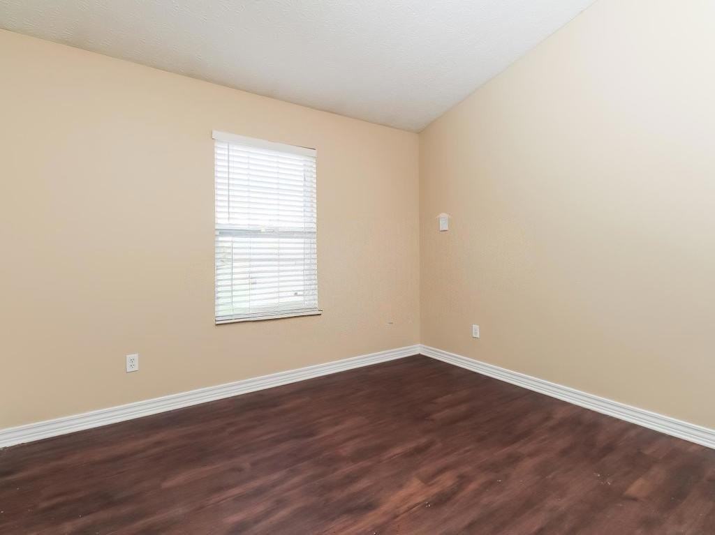1630 Ringfield Dr - Photo 4 of 13