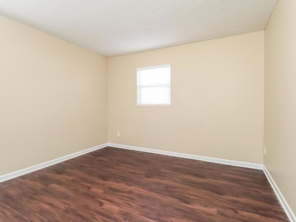 1630 Ringfield Dr - Photo 5 of 13