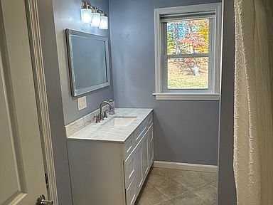 105 Whittier Dr - Photo 7 of 12
