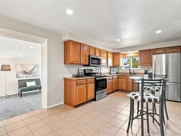 6430 Marshall St - Photo 3 of 13